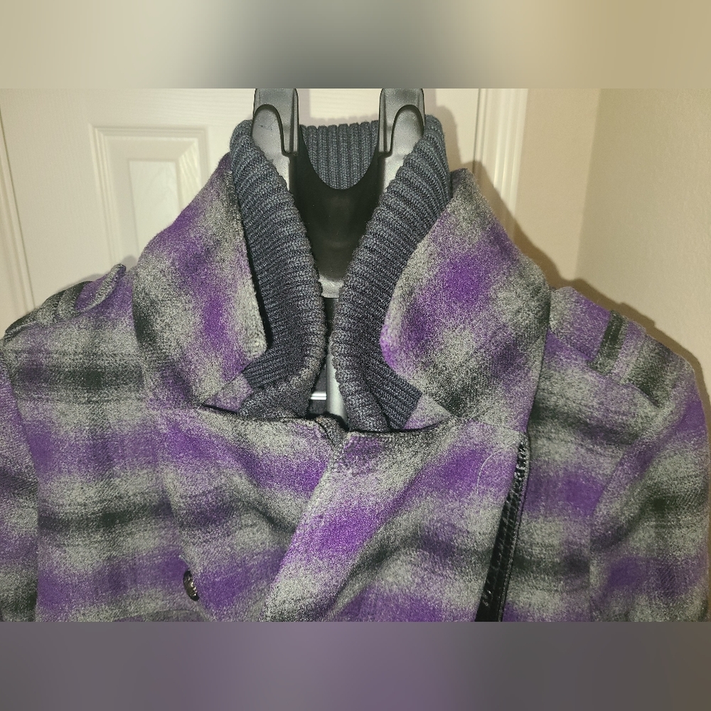 Bomber Jacket - Picture 5 of 5